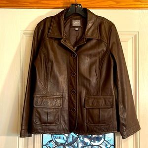 J Jill Beautifully crafted soft brown leather jacket
